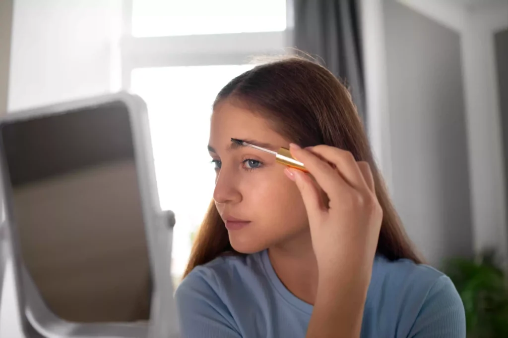 Making The Right Choice For Your Brows